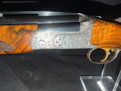 Kolar Max Lite, One of kind Custom Factory engraving, Exhibition wood, 32 inch Factory Case,Matching Carrier barrel with full set of sub gauge tubes - Image 2 of 20