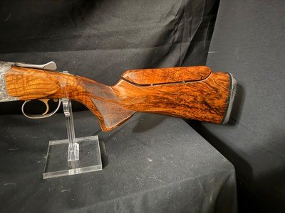 Kolar Max Lite, One of kind Custom Factory engraving, Exhibition wood, 32 inch Factory Case,Matching Carrier barrel with full set of sub gauge tubes - Image 6 of 20