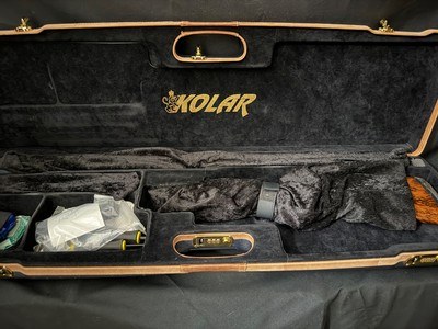 Kolar Max Lite, One of kind Custom Factory engraving, Exhibition wood, 32 inch Factory Case,Matching Carrier barrel with full set of sub gauge tubes - Image 5 of 20