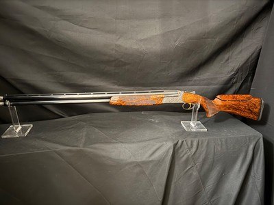 Kolar Max Lite, One of kind Custom Factory engraving, Exhibition wood, 32 inch Factory Case,Matching Carrier barrel with full set of sub gauge tubes - Image 3 of 20