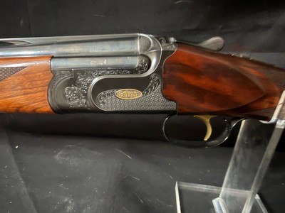 Caesar Guerini Invictus1 32 inch with Briley extended choke tubes.Very good conditon Factory red case. - Image 17 of 19