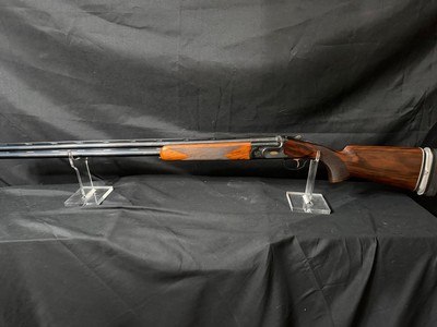 Caesar Guerini Invictus1 32 inch with Briley extended choke tubes.Very good conditon Factory red case. - Image 15 of 19