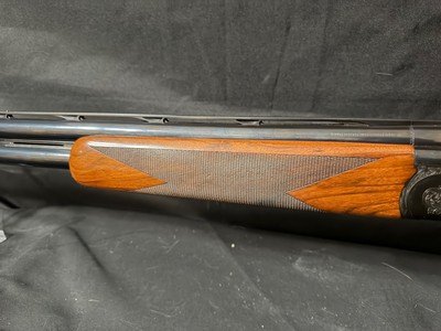 Caesar Guerini Invictus1 32 inch with Briley extended choke tubes.Very good conditon Factory red case. - Image 19 of 19