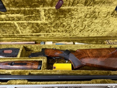 Perazzi MX3, 27.5 inch, factory muzzle break, Full set of subgauge tubes, older Americase with gold velvet liner - Image 4 of 18