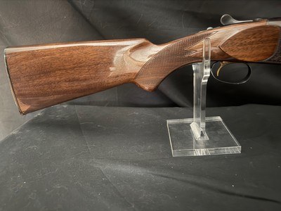 Charles Daly by Miroku,20 gauge, 28 inch, ic and mod, great metal and wood tight actioin. - Image 2 of 8