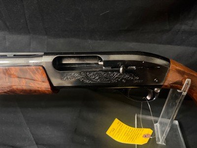 Remington 1100left hand, fixed skeet choke adjustable comb, factory green plastic case - Image 11 of 15
