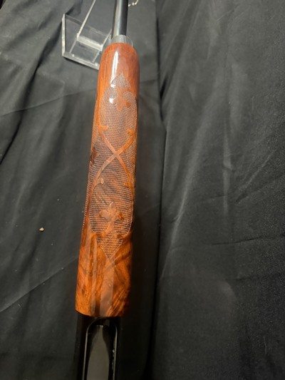Remington 1100left hand, fixed skeet choke adjustable comb, factory green plastic case - Image 15 of 15