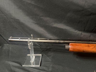 Remington 1100left hand, fixed skeet choke adjustable comb, factory green plastic case - Image 13 of 15