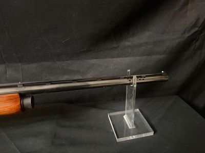 Remington 1100left hand, fixed skeet choke adjustable comb, factory green plastic case - Image 7 of 15