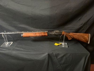 Remington 1100left hand, fixed skeet choke adjustable comb, factory green plastic case - Image 9 of 15