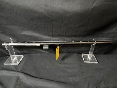 Remington Left Hand 1100 barrel, 28 inch skeet, Excellent condition - Image 1 of 4