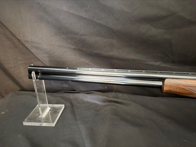 Browning Citori Privelage 20 gauge with side plates, 28 inch, invector tubes, factory box, non automatic safety. - Image 8 of 15
