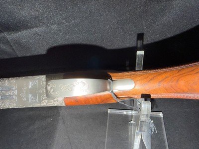 Browning Citori Privelage 20 gauge with side plates, 28 inch, invector tubes, factory box, non automatic safety. - Image 12 of 15