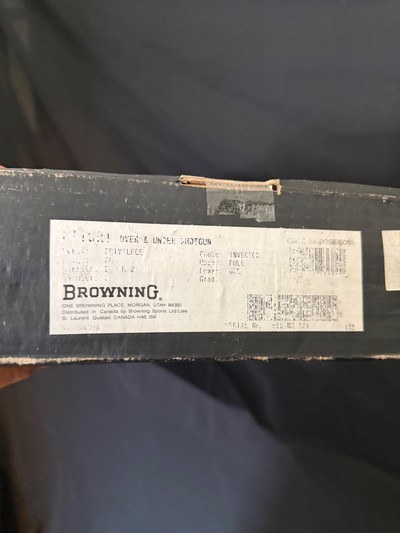 Browning Citori Privelage 20 gauge with side plates, 28 inch, invector tubes, factory box, non automatic safety. - Image 5 of 15