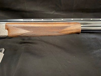 Browning Citori Privelage 20 gauge with side plates, 28 inch, invector tubes, factory box, non automatic safety. - Image 15 of 15