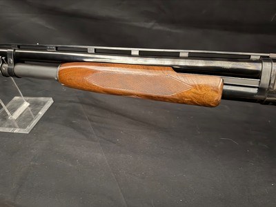Winchester Model 12, Pre 64,1961, 30 inch full choke, 3 Pin Factory ventilated rib - Image 17 of 18
