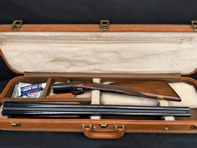 Browning BSS, 20 Gauge, 26 inch,Cannot be told from new, Makers case.Nice wood - Image 1 of 18