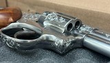 SMITH AND WESSON 686-4 FACTORY ENGRAVED
.357 - 5 of 12