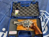 SMITH AND WESSON MODEL 629 BRIGHT STAINLESS - 10 of 15