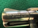 COLT MAGNUM CARRY 1999 - 7 of 10