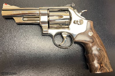 SMITH AND WESSON MODEL 57 BORN IN 1979