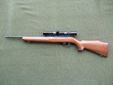 Ruger 10/22
Walnut Finger grove
Made in 1967 - 2 of 14