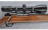 Weatherby Mark V Deluxe, .340 WBY MAG - 3 of 9