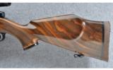Weatherby Mark V Deluxe, .340 WBY MAG - 7 of 9