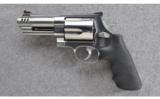 Smith & Wesson 500, 4