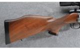 Weatherby Mark V, .300 WBY MAG - 2 of 9