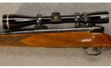 Weatherby Mark V Custom Grade .300 Wby. - 5 of 9
