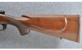 Winchester Model 70 Classic Sporter, .300 WBY MAG - 8 of 9