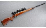Weatherby Mark V German Mfg. .300 MAG - 1 of 9