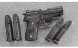 Sig Sauer P229, .40 S&W - 1 of 4