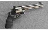 Smith & Wesson 629-5 Classic, .44 MAG - 1 of 3