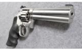 Smith & Wesson 617-6, .22 LR - 3 of 3