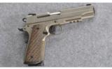 Sig Sauer 1911 Nickel Rail, .45 AUTO - 1 of 3