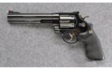 Smith & Wesson 29-6 Classic, .44 MAG - 2 of 3