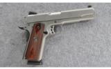 Ruger SR1911, .45 AUTO - 1 of 3