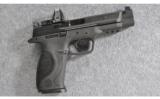 Smith & Wesson M&P 40 Pro Series, .40 S&W - 1 of 4