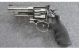 Smith & Wesson 627-5, .357 MAG - 2 of 3