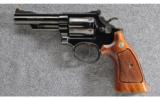 Smith & Wesson Model 19-3, .357 MAG - 2 of 3
