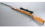 Weatherby Mark V Left Hand, 7MM WBY MAG - 1 of 9