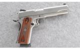 Ruger SR1911, .45 AUTO - 1 of 3