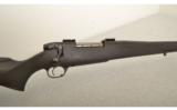 Weatherby ~ Mark V ~ . 300 Wby. Mag. - 2 of 7