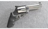 Smith & Wesson ~ 460V ~ .460 S&W - 1 of 3
