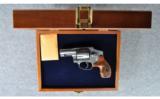 Smith & Wesson 640-1 Engraved, .357 MAG - 4 of 5