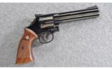 Smith & Wesson Model 586-4, .357/.38 - 1 of 3