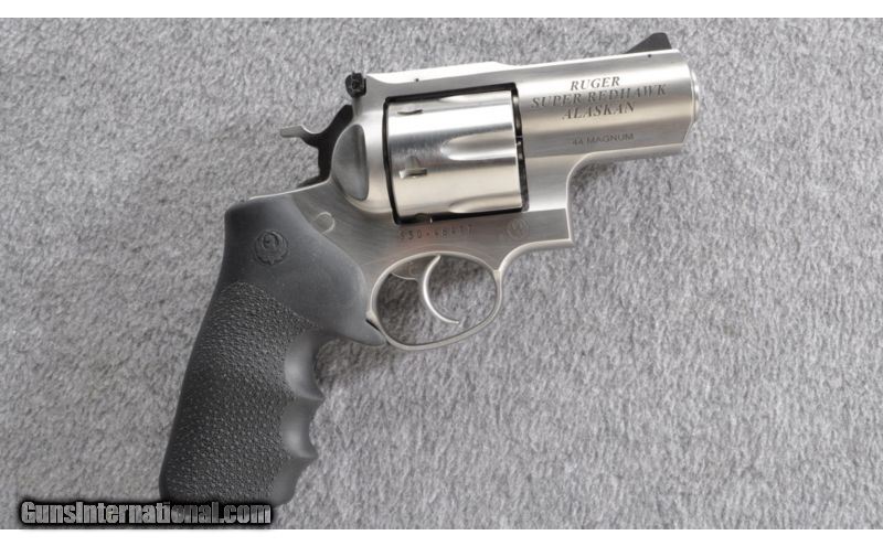 Ruger ~ Super Redhawk Alaskan ~ .44 Rem. Mag.