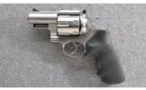 Ruger ~ Super Redhawk Alaskan ~ .44 Rem. Mag. - 2 of 3